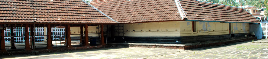 SRI EMOOR BHAGAVATHI DEVASWAM - KALLEKULANGARA